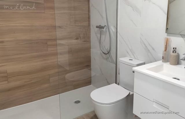 2 soverom Leilighet til salgs i Orihuela Costa, Orihuela med svømmebasseng garasje - € 239 900 (Ref: 8478092)