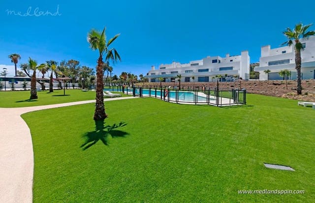 3 Zimmer Apartment zu verkaufen in Cancelada, Estepona mit Pool Garage - 524.600 € (Ref: 8536810)