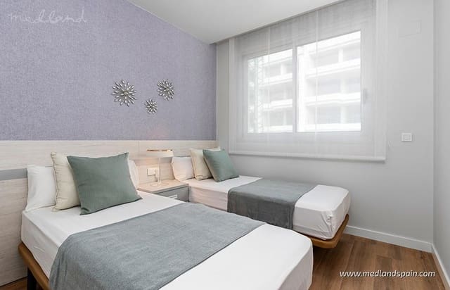 2 quarto Apartamento para venda em Villamartin, Orihuela com piscina garagem - 425 000 € (Ref: 8536812)