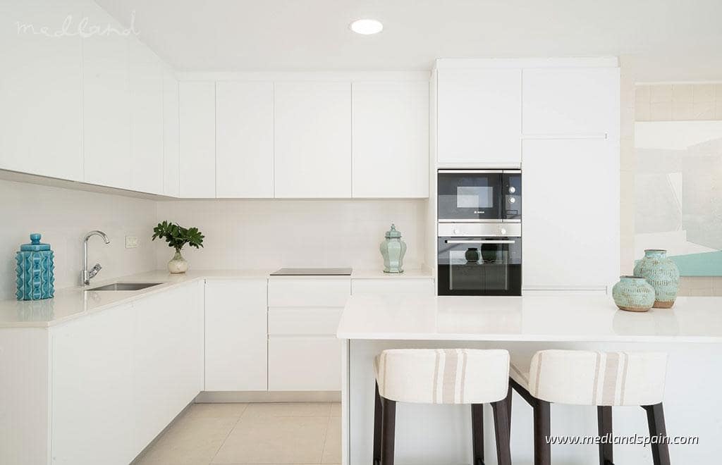 4 slaapkamer Appartement te koop in Torremolinos met zwembad garage - € 670.000 (Ref: 8544864)