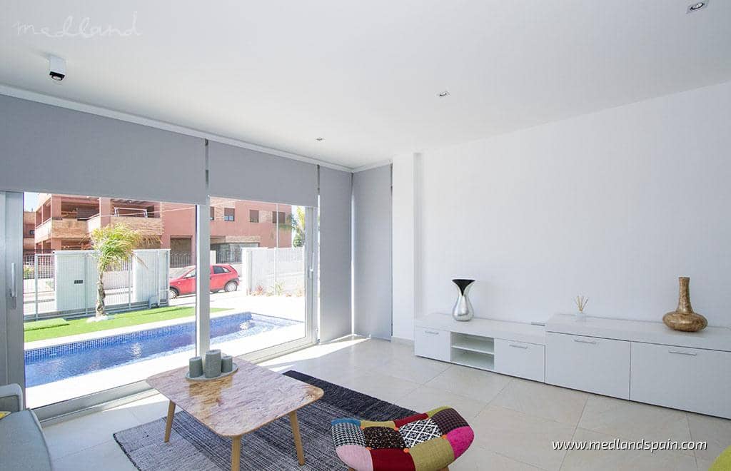 3 quarto Moradia para venda em Los Alcazares com piscina garagem - 445 000 € (Ref: 8551424)