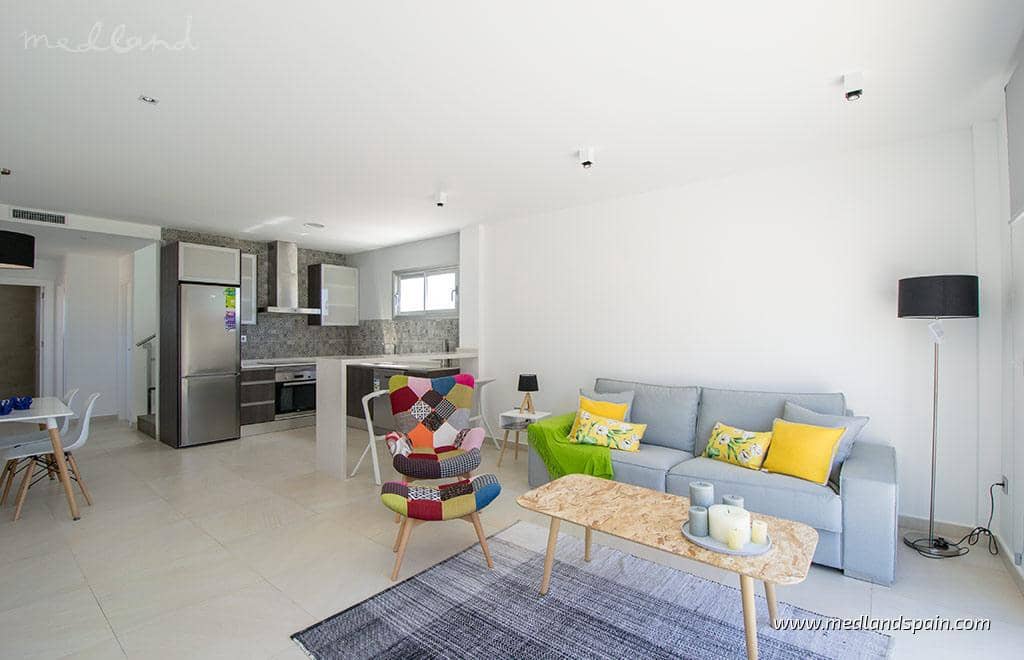 3 quarto Moradia para venda em Los Alcazares com piscina garagem - 445 000 € (Ref: 8551424)