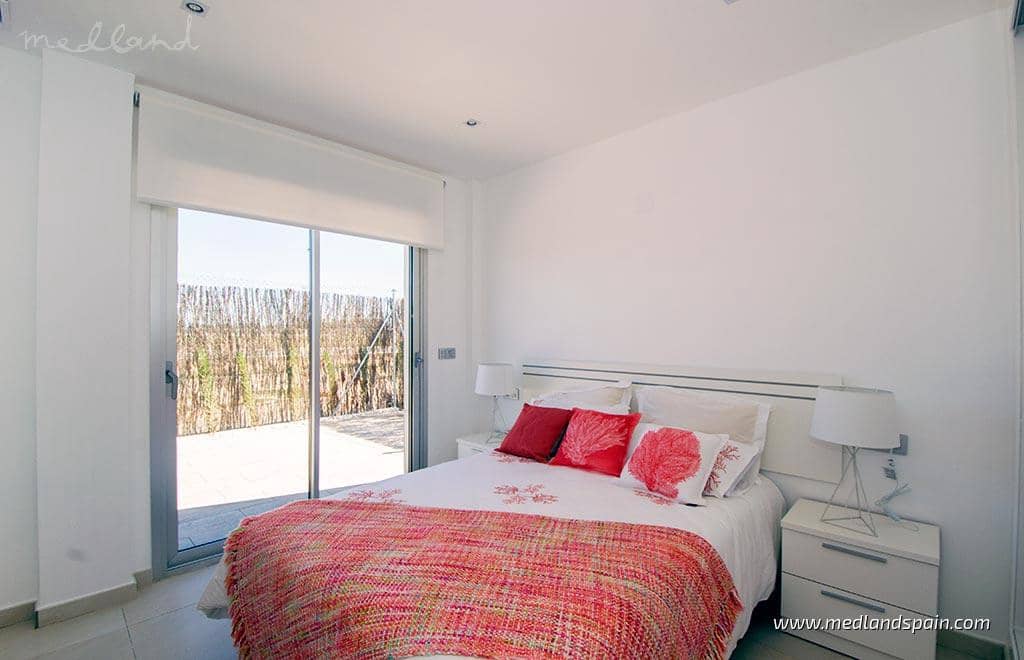 3 quarto Moradia para venda em Los Alcazares com piscina garagem - 445 000 € (Ref: 8551424)