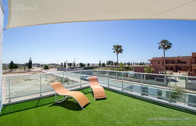 3 makuuhuone Huvila myytävänä paikassa Las Lomas de Rame - Bahía Bella, Los Alcázares mukana uima-altaan 
autotalli - 445 000 € (Ref: 8551424)