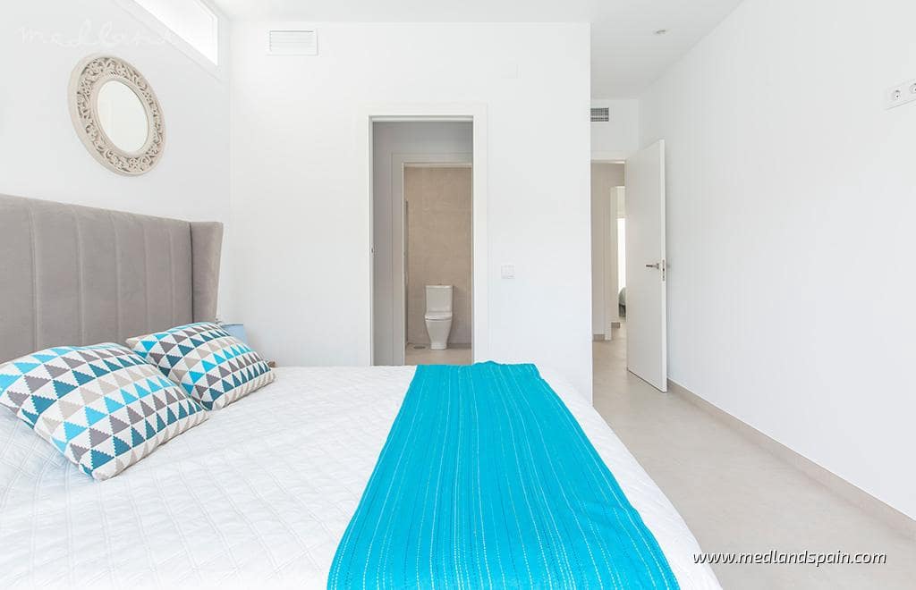 3 soveværelse Villa til salg i Santiago de la Ribera med swimmingpool garage - € 355.000 (Ref: 8589321)