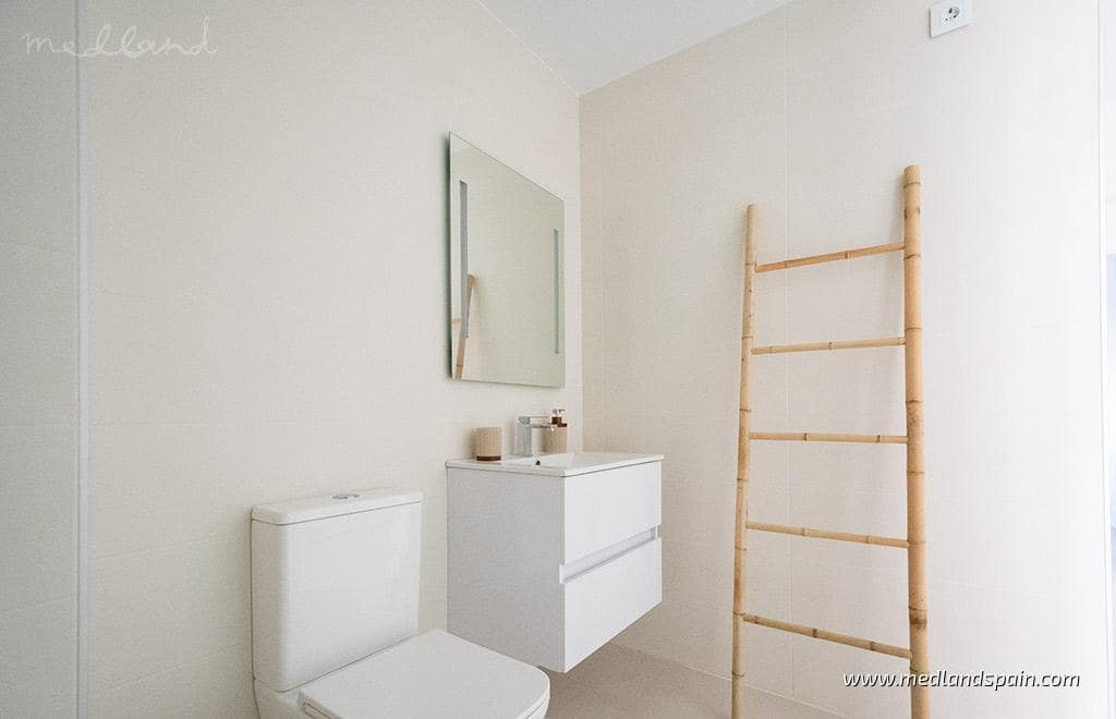 3 Zimmer Apartment zu verkaufen in Pilar de la Horadada mit Pool Garage - 334.900 € (Ref: 8603967)