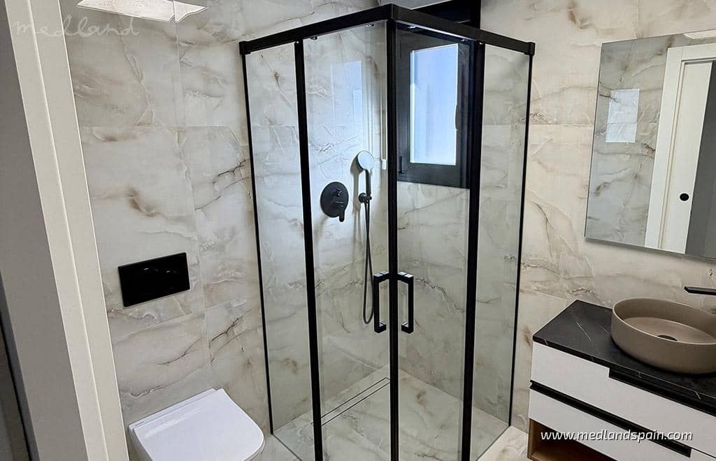 2 bedroom Apartment for sale in Algorfa with pool garage - € 290,000 (Ref: 8622898)