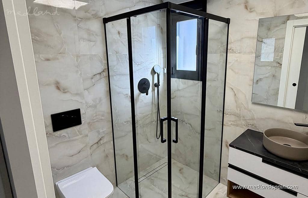 2 bedroom Apartment for sale in Algorfa with pool - € 302,000 (Ref: 8622900)