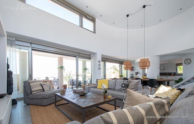 4 soveværelse Villa til salg i Ciudad Quesada, Rojales med swimmingpool garage - € 899.000 (Ref: 8625138)