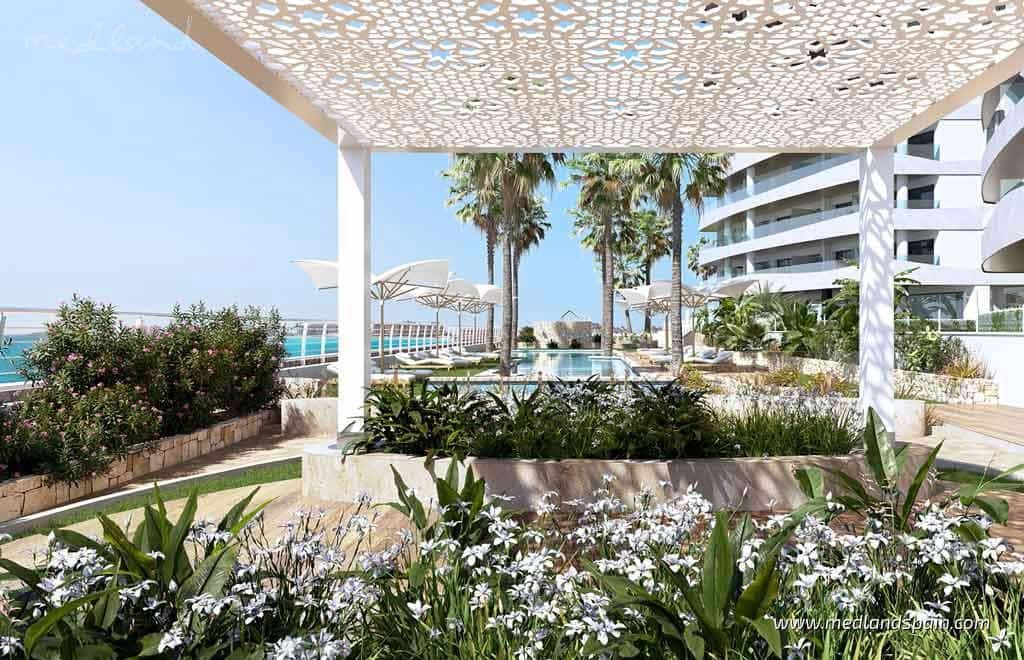 1 soveværelse Lejlighed til salg i La Manga del Mar Menor med swimmingpool garage - € 288.000 (Ref: 8630007)