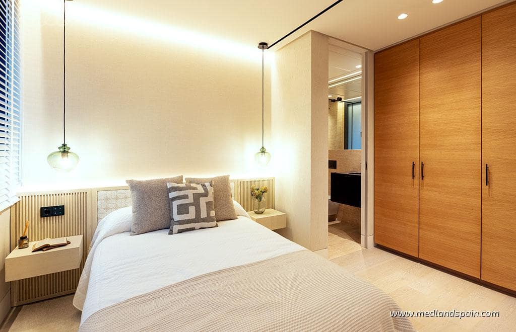 3 sypialnia Apartament na sprzedaż w Estepona z basenem garażem - 5 000 000 € (Ref: 8643606)