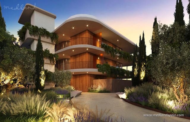 2 makuuhuone Huoneisto myytävänä paikassa Torreblanca, Fuengirola mukana uima-altaan 
autotalli - 695 000 € (Ref: 8645106)