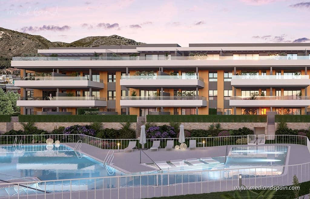 3 makuuhuone Huoneisto myytävänä paikassa Torremolinos mukana uima-altaan 
autotalli - 995 000 € (Ref: 8645107)