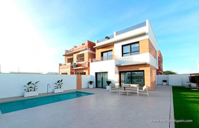 3 camera da letto Casa in vendita in Benijófar con piscina garage - 515.000 € (Rif: 8658397)