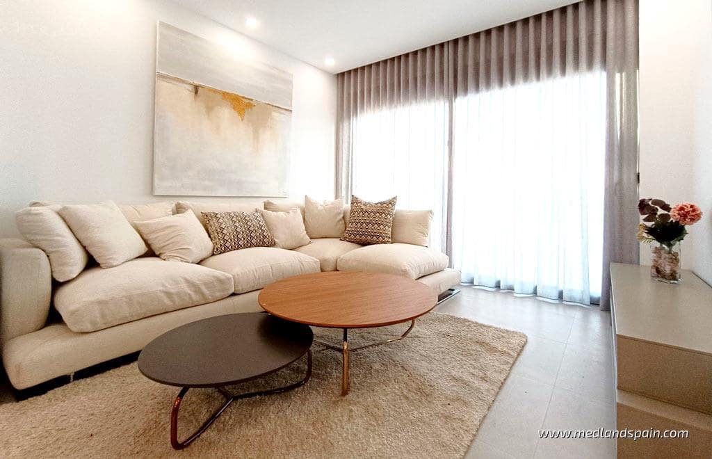 3 slaapkamer Huis te koop in Benijofar met zwembad garage - € 515.000 (Ref: 8658397)