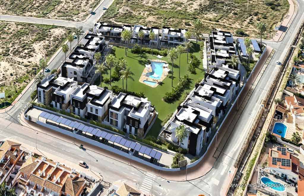 2 sovrum Lägenhet till salu i Ciudad Quesada med pool - 279 000 € (Ref: 8696609)