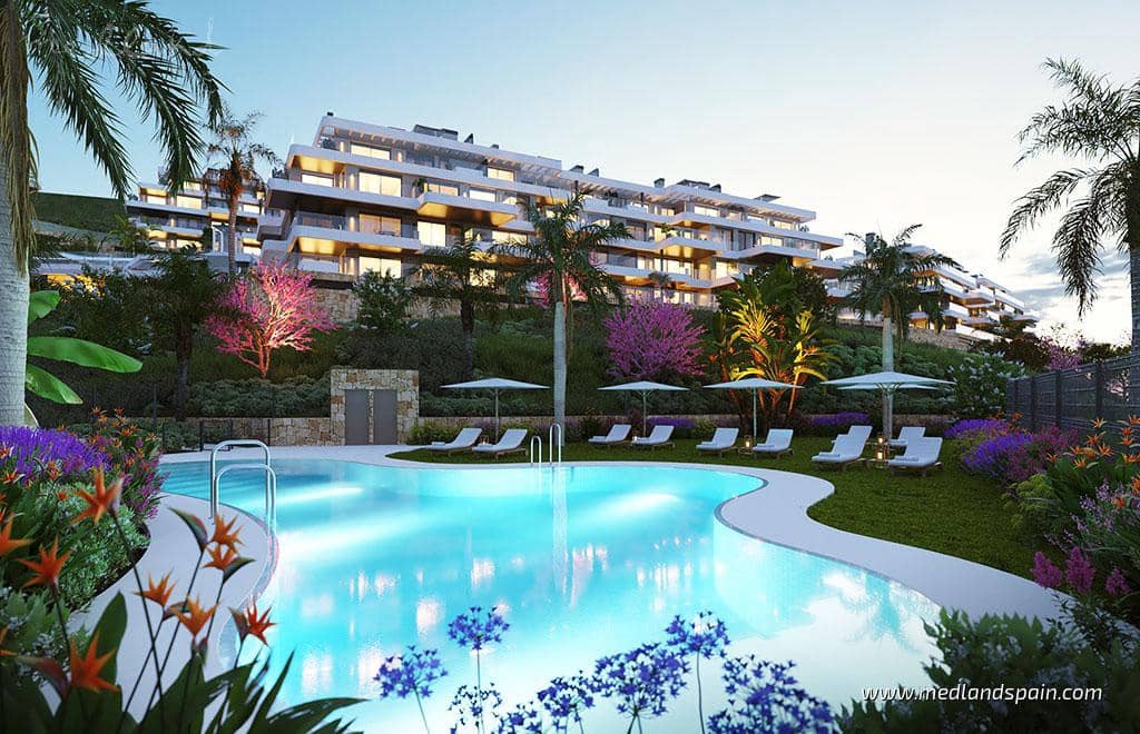 3 soveværelse Lejlighed til salg i Mijas Costa med swimmingpool garage - € 575.000 (Ref: 8705951)