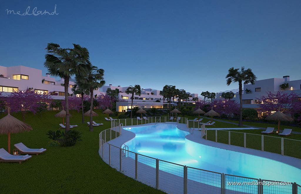 2 soverom Leilighet til salgs i New Golden Mile med svømmebasseng garasje - € 443 800 (Ref: 8705952)