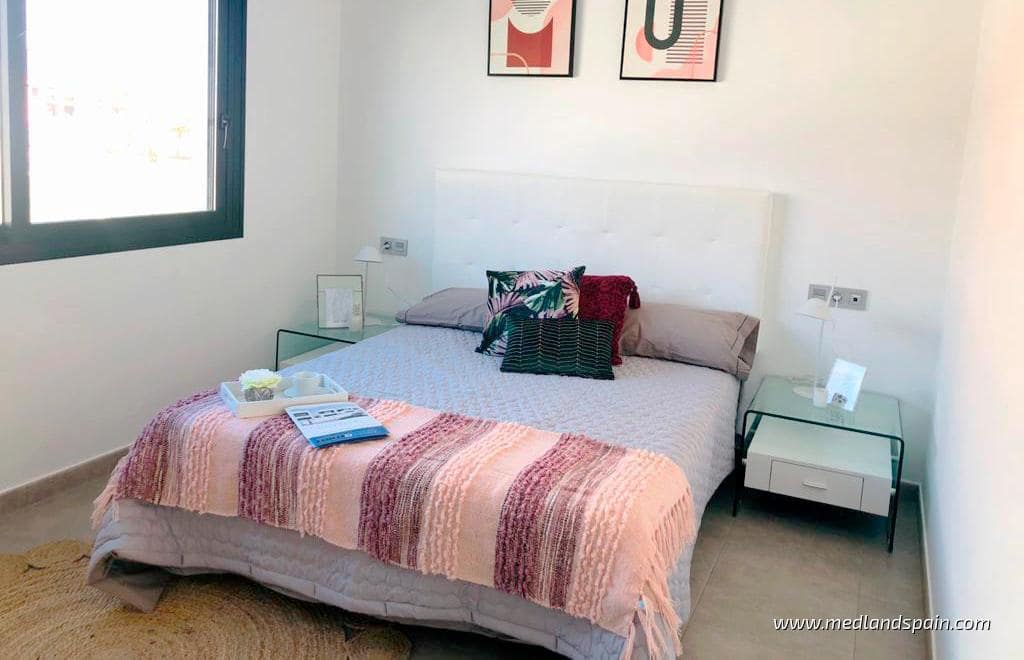 3 bedroom Apartment for sale in Pilar de la Horadada with pool garage - € 290,000 (Ref: 8729628)