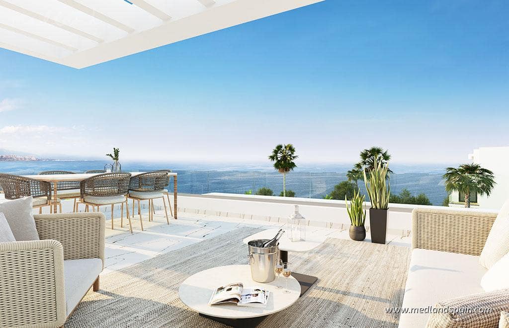 2 soverom Leilighet til salgs i Casares med svømmebasseng garasje - € 505 000 (Ref: 8737635)