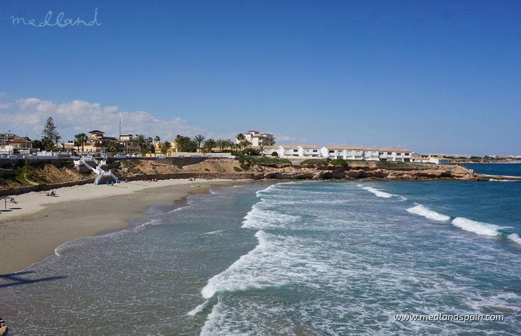 2 bedroom Apartment for sale in Playa Flamenca with pool garage - € 339,000 (Ref: 8755593)