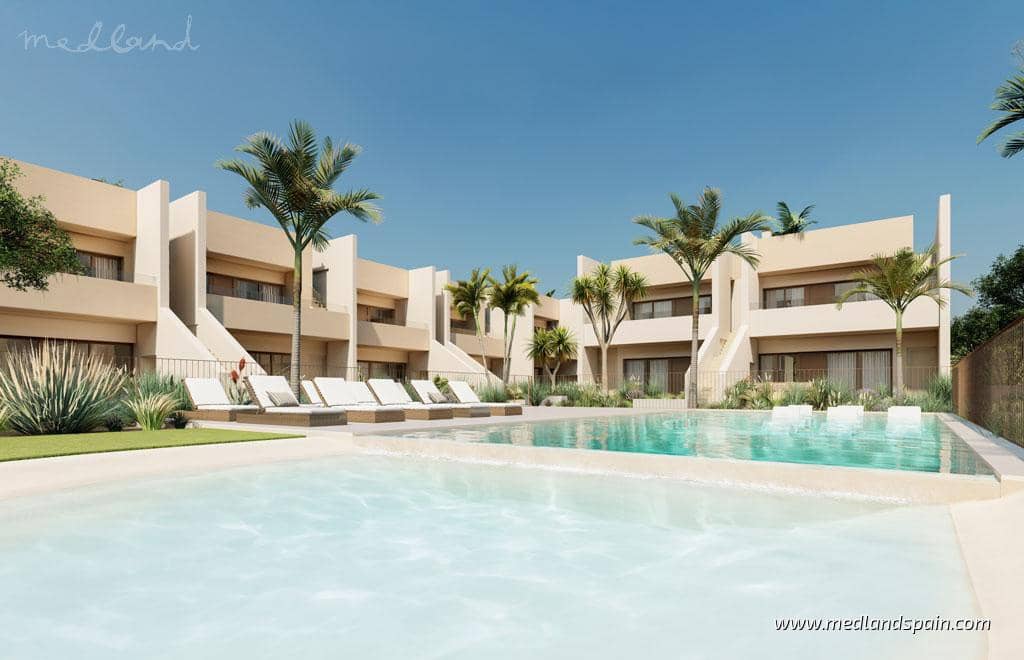 Apartamento de 3 habitaciones en Los Alcázares en venta con piscina garaje - 349.000 € (Ref: 8767233)