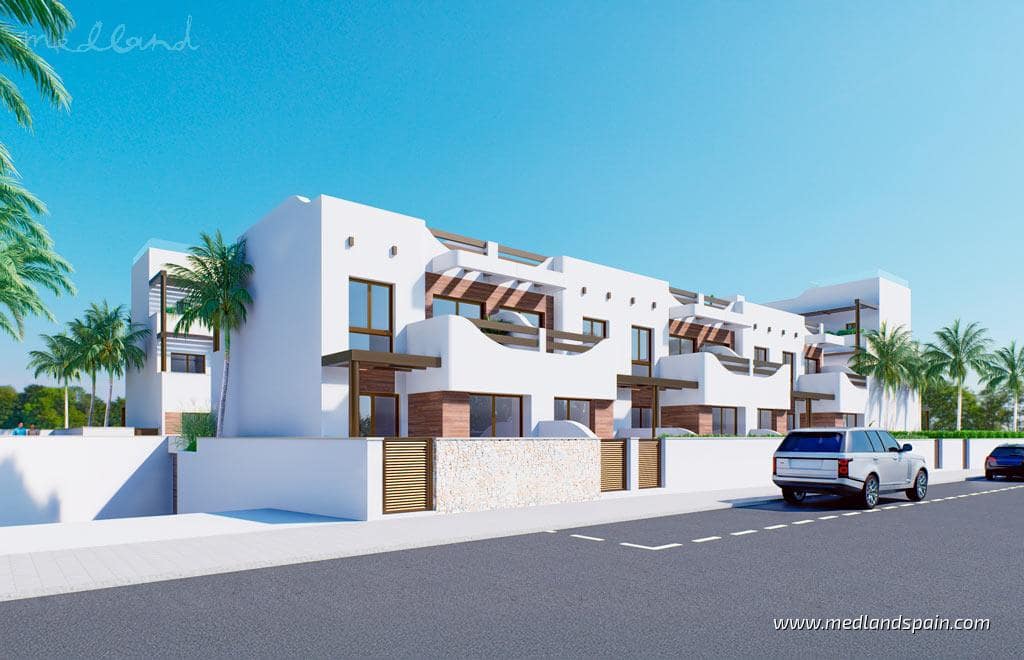 2 makuuhuone Huoneisto myytävänä paikassa Torre de la Horadada mukana uima-altaan 
autotalli - 339 000 € (Ref: 8767237)