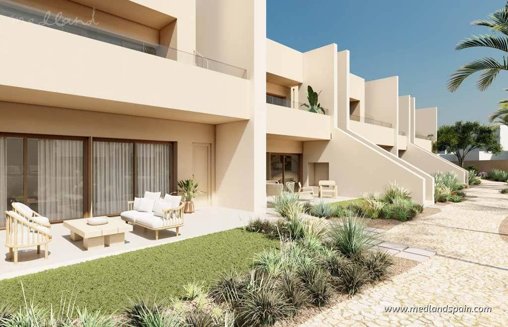 Apartamento de 3 habitaciones en Los Alcázares en venta con piscina garaje - 309.000 € (Ref: 8767239)
