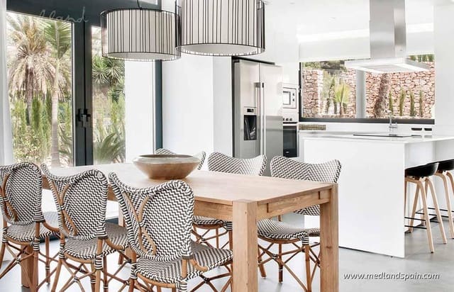 3 soveværelse Villa til salg i La Manga del Mar Menor med swimmingpool garage - € 700.000 (Ref: 8783735)