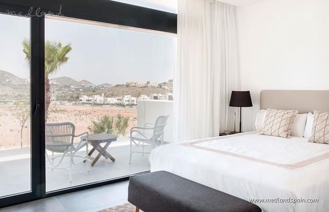 3 soveværelse Villa til salg i La Manga del Mar Menor med swimmingpool garage - € 700.000 (Ref: 8783735)