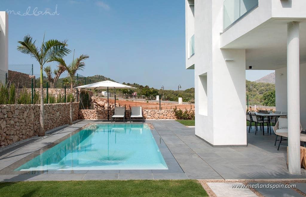 3 soveværelse Villa til salg i La Manga del Mar Menor med swimmingpool garage - € 700.000 (Ref: 8783735)