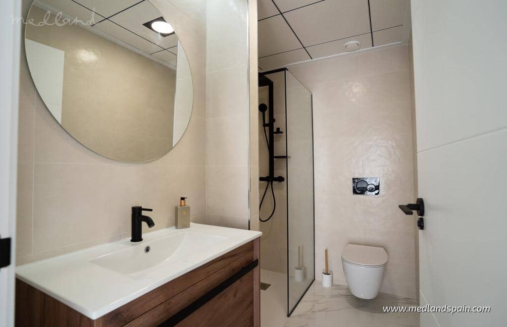 3 bedroom Apartment for sale in Pilar de la Horadada with pool garage - € 310,000 (Ref: 8789535)