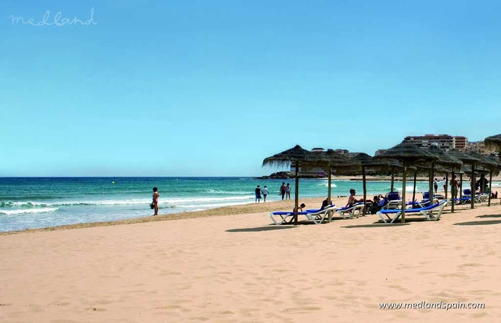 3 bedroom Villa for sale in Torrevieja with pool garage - € 595,000 (Ref: 8792299)