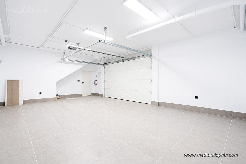3 sovrum Villa till salu i Torrevieja med pool garage - 585 000 € (Ref: 8792299)
