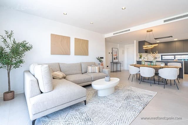 3 Zimmer Villa zu verkaufen in Torrevieja mit Pool Garage - 585.000 € (Ref: 8792299)