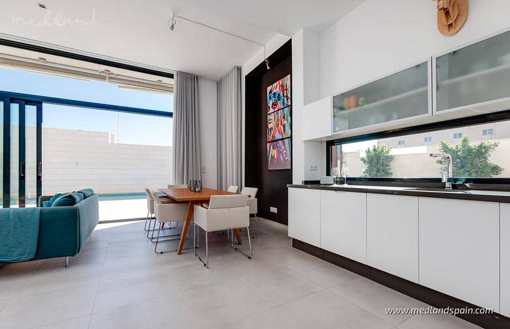 3 camera da letto Villa in vendita in Pilar de la Horadada con garage - 395.000 € (Rif: 8792300)