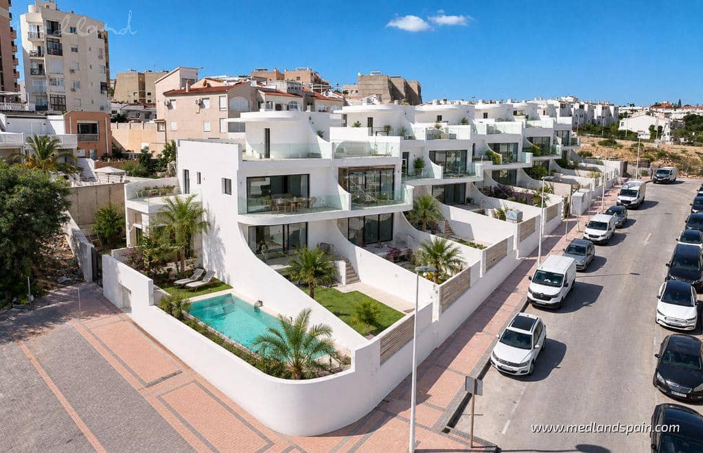 Apartamento de 2 habitaciones en La Mata en venta con piscina garaje - 620.000 € (Ref: 8812886)