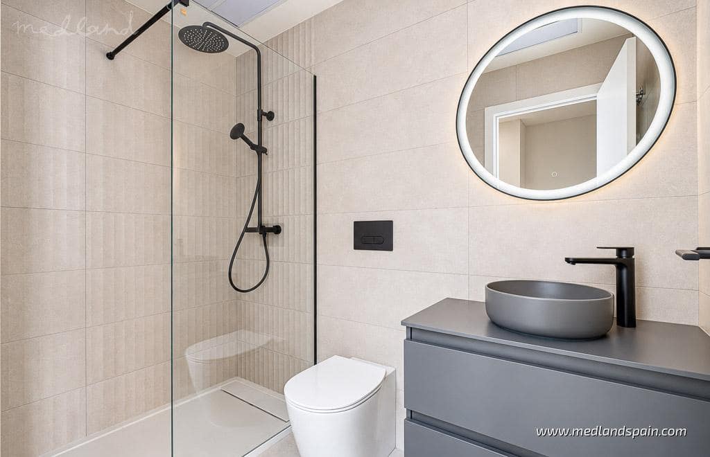 Apartamento de 2 habitaciones en La Mata en venta con piscina garaje - 620.000 € (Ref: 8812886)