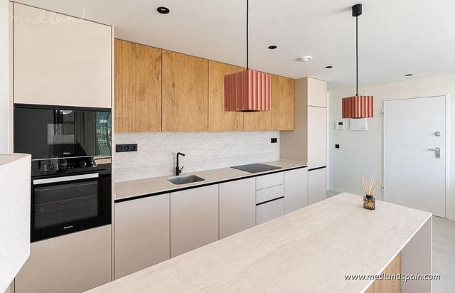 2 makuuhuone Huoneisto myytävänä paikassa La Mata, Torrevieja mukana uima-altaan 
autotalli - 620 000 € (Ref: 8812886)