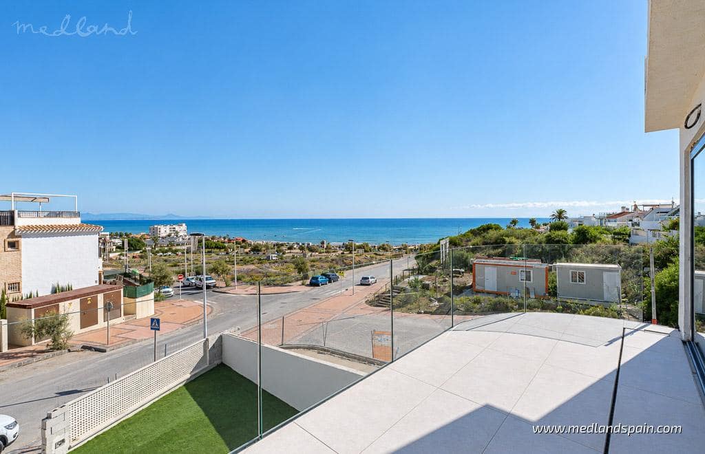 Apartamento de 2 habitaciones en La Mata en venta con piscina garaje - 620.000 € (Ref: 8812886)