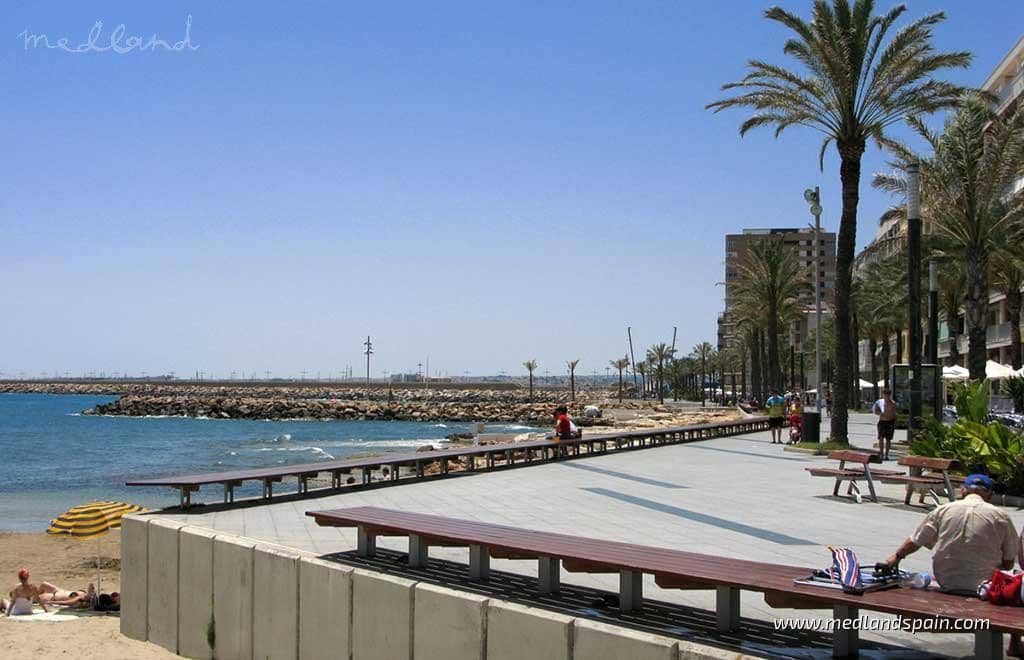 3 camera da letto Villa in vendita in Torrevieja con piscina garage - 499.900 € (Rif: 8812888)