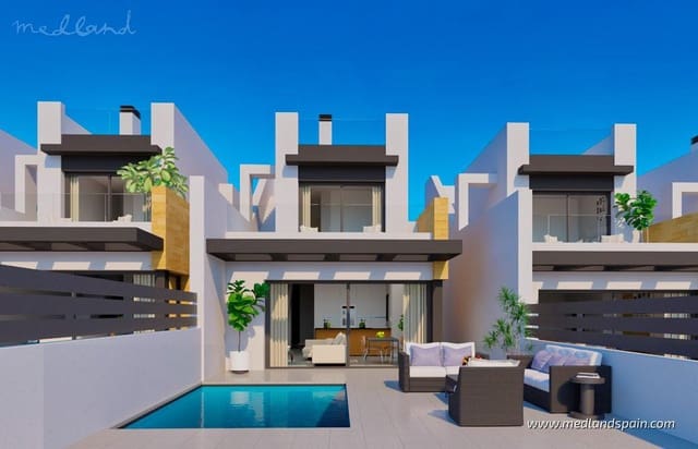 3 soveværelse Villa til salg i Torrevieja med swimmingpool garage - € 550.000 (Ref: 8812888)