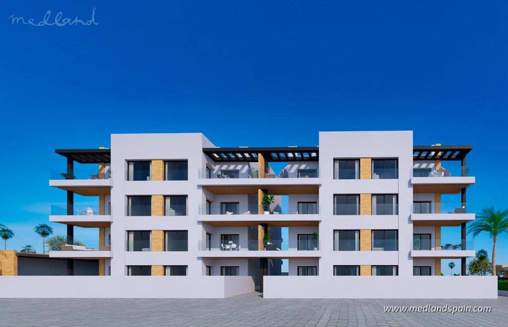 2 soveværelse Lejlighed til salg i Torrevieja med swimmingpool garage - € 274.900 (Ref: 8812890)