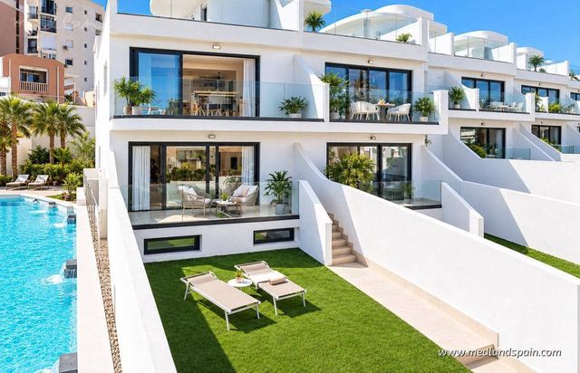 2 camera da letto Appartamento in vendita in La Mata, Torrevieja con piscina garage - 565.000 € (Rif: 8812894)