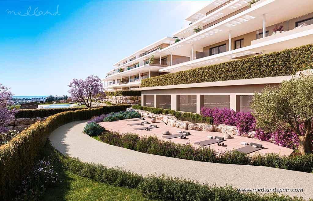 2 soveværelse Lejlighed til salg i Estepona med swimmingpool garage - € 444.000 (Ref: 8836942)