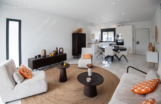 3 makuuhuone Huvila myytävänä paikassa Pinar de Campoverde, Pilar de la Horadada mukana uima-altaan 
autotalli - 422 500 € (Ref: 8838754)