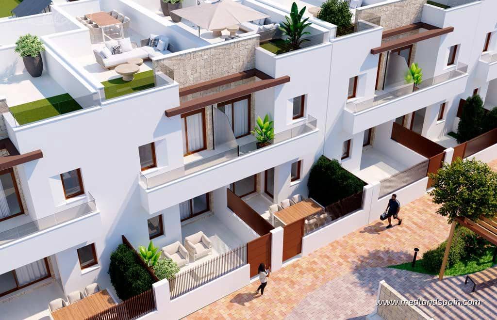 3 soveværelse Byhus til salg i Orihuela Costa med swimmingpool garage - € 299.000 (Ref: 8841041)
