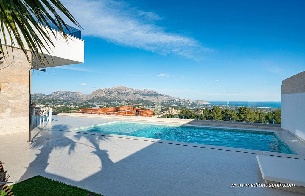 3 sovrum Villa till salu i Polop med pool garage - 649 000 € (Ref: 8841042)