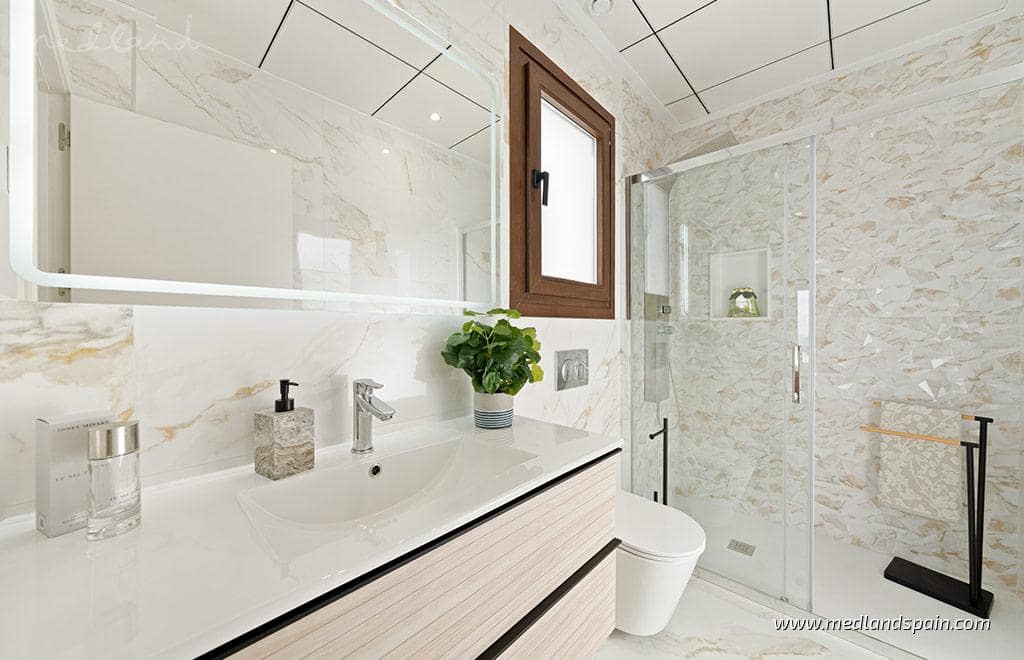3 soverom Villa til salgs i Polop med svømmebasseng garasje - € 659 000 (Ref: 8841042)