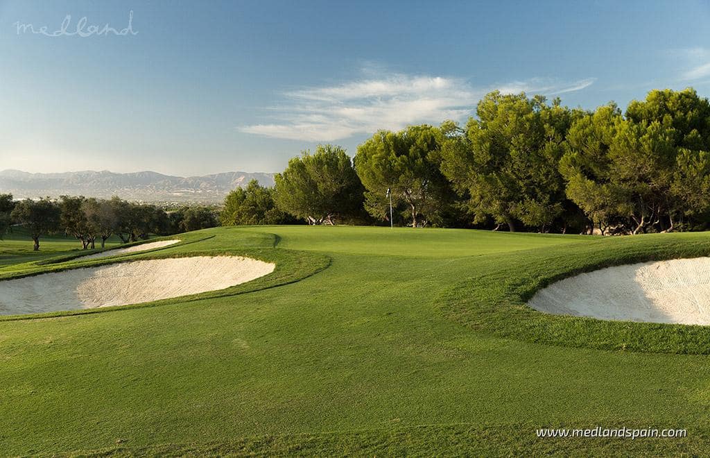 6 bedroom Villa for sale in Algorfa with garage - € 965,000 (Ref: 8841045)